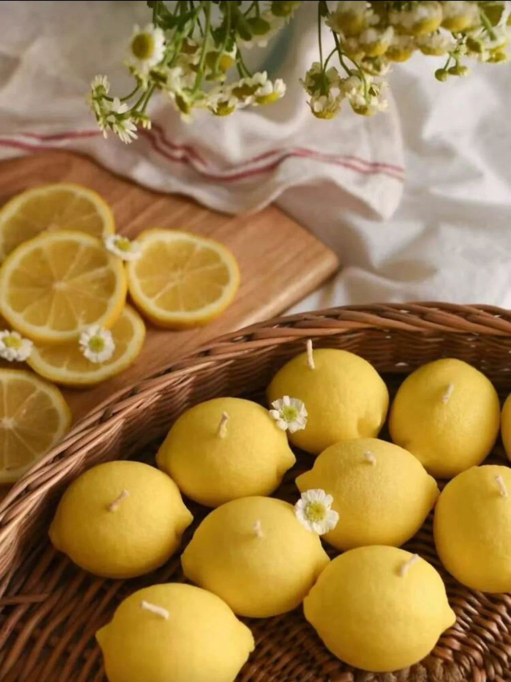 1pc Lemon Scented Candles, Handmade Soy Wax, Suitable For Home Decor, Party, Dining Table Decor,Holiday Gift, Wedding Decor
