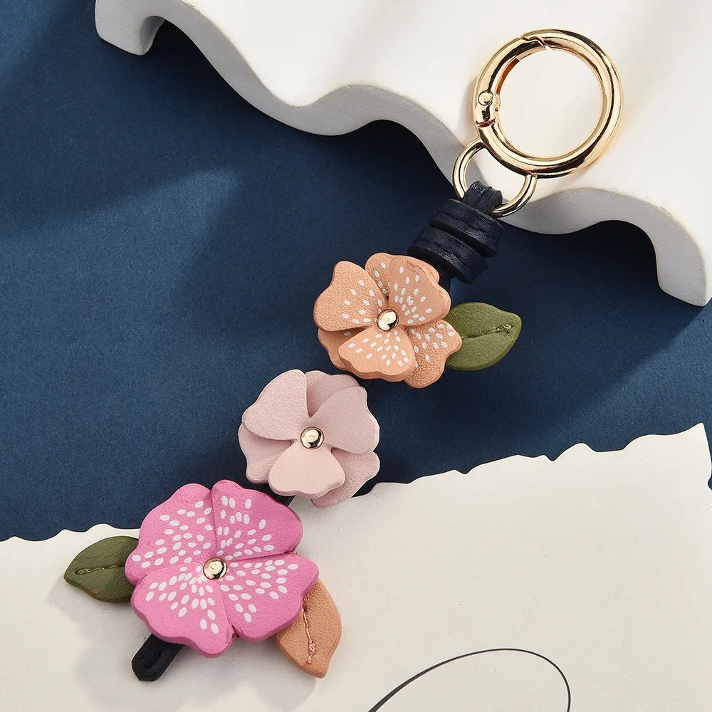 Cute Hanger Flower Pu Leather Pendant Handmade Car Keyring Leather Keychain Lotus Fashion Bag Pendant Women