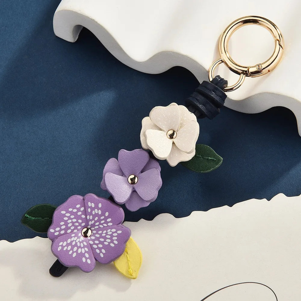 Cute Hanger Flower Pu Leather Pendant Handmade Car Keyring Leather Keychain Lotus Fashion Bag Pendant Women